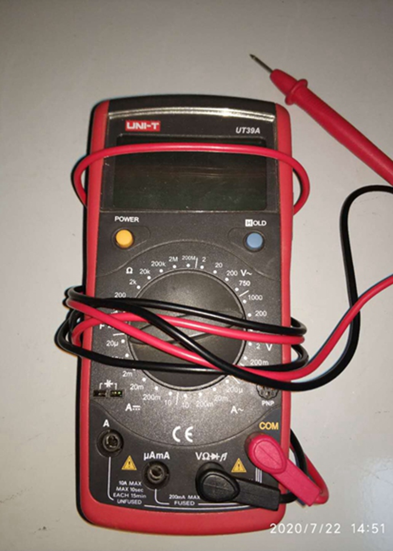 数字万用表
